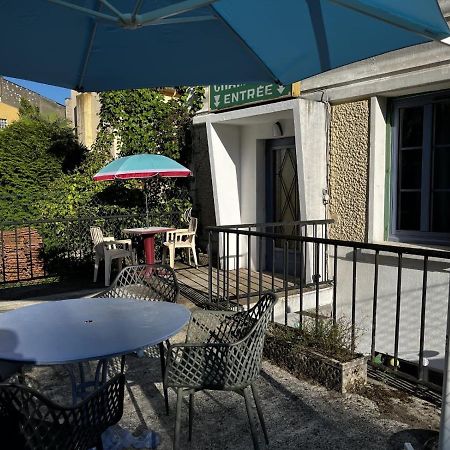 Charmant 2 Pieces Avec Terrasse Proche Centre Ville - Parking Gratuit A Proximite ลูร์ด ภายนอก รูปภาพ