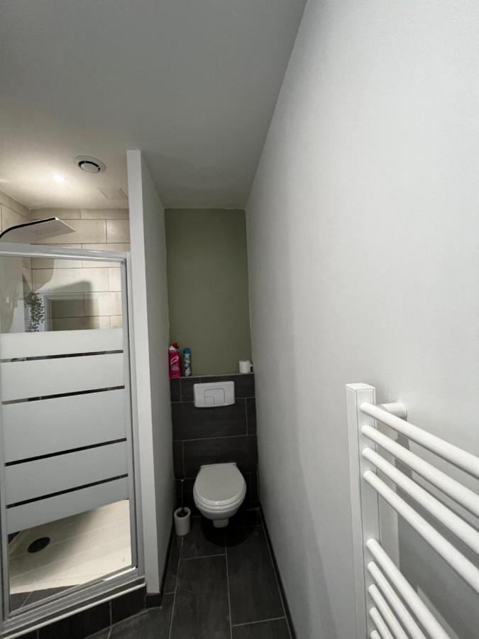 Charmant 2 Pieces Avec Terrasse Proche Centre Ville - Parking Gratuit A Proximite ลูร์ด ภายนอก รูปภาพ